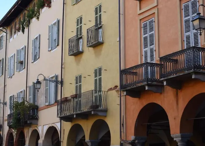 Albergo E Ostello Della Gioventu Biella Centro Storico